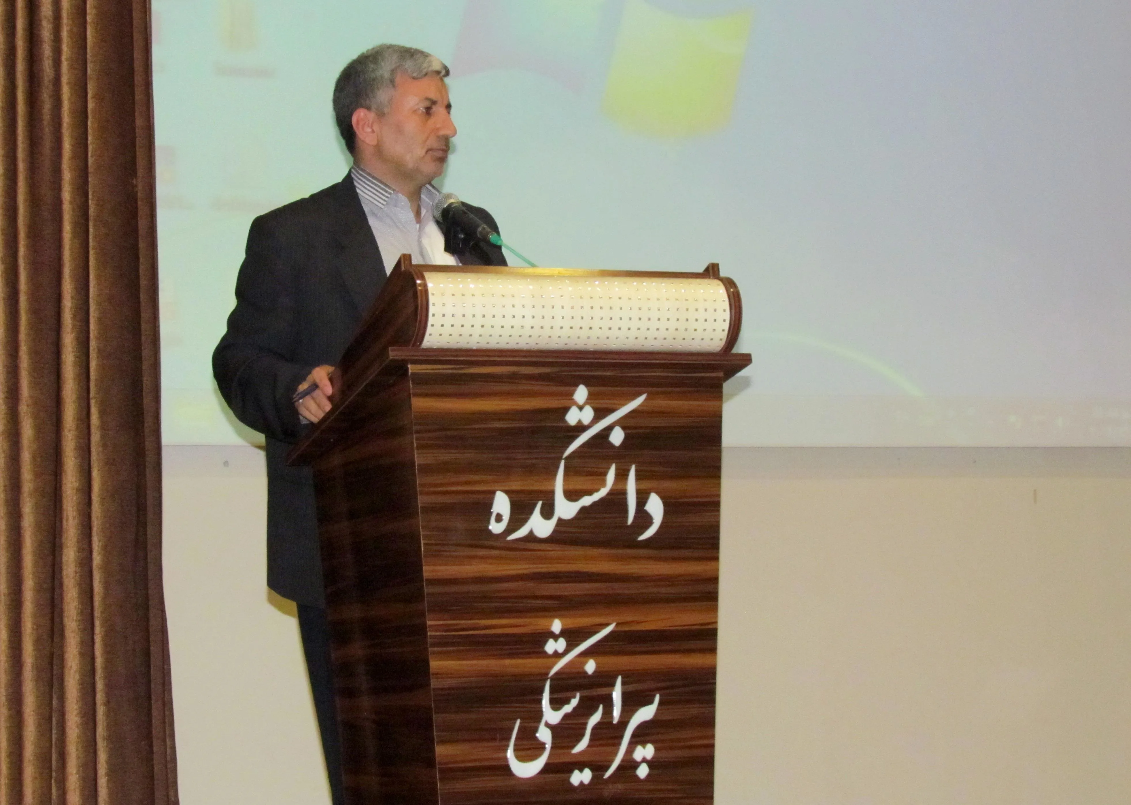 جلسه هماهنگی در خصوص برگزاری آزمون دستیاری رشته های تخصصی پزشکی در تالار شایانمهر دانشکده پیراپزشکی