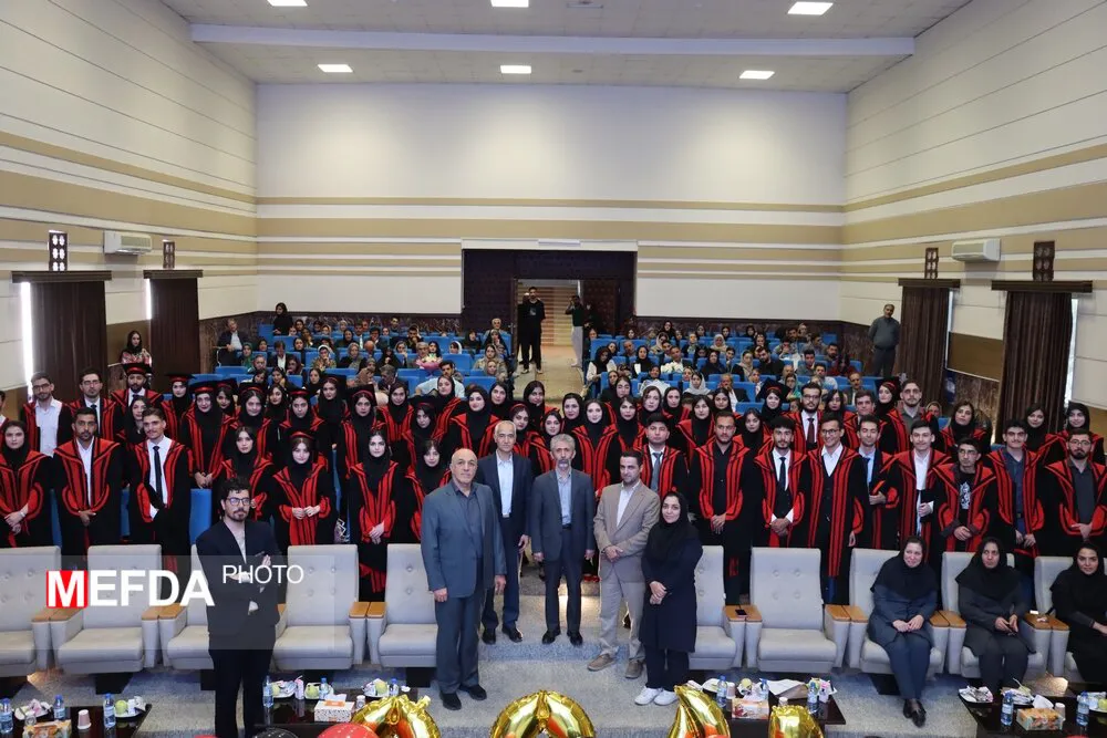 آیین دانش آموختگی دانشجویان ورودی 1400 دانشکده پیراپزشکی